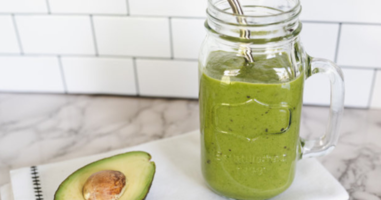 GREEN ZINGER HEALTHY BREAKFAST SMOOTHIE