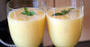 healthy pineapple banana smoothie