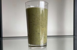 Blueberry Banana Spinach Smoothie Recipe