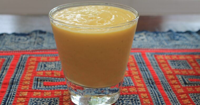 PEACHY BANANA SMOOTHIE FOR CONSTIPATION RELIEF