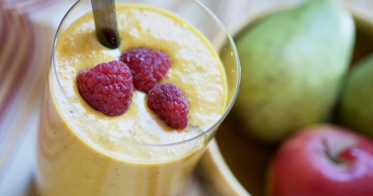 SMOOTHIE FOR SKIN CARE AND ACNE CLEANSER