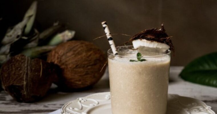 YUMMY CHOCOLATE AND COCONUT WEIGHT LOSS SMOOTHIE