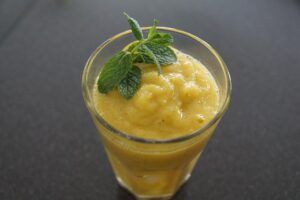 gut healing pineapple banana smoothie