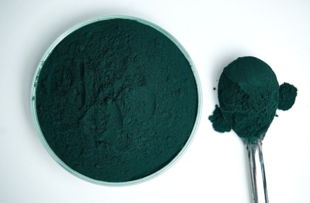 13 BENEFITS OF SPIRULINA