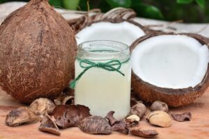 10 Benefits of Coconut Oil For Your Skin and Health